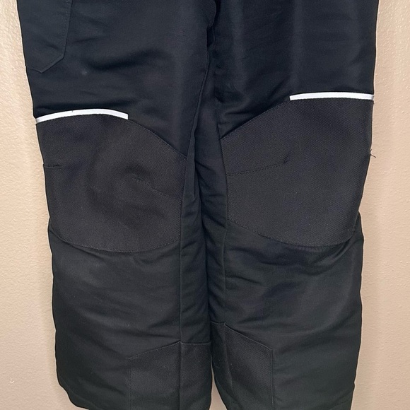 Swiss Tech Black Insulated Overalls with Reinforced Knees size 4/5 Snowpants - Picture 2 of 6